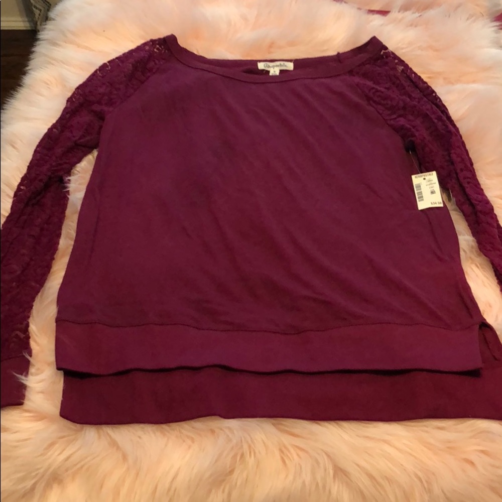 Long-sleeve casual tee
